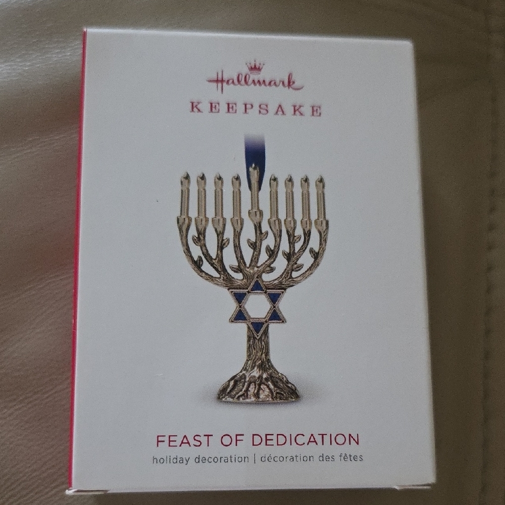 NWT Hallmark Keepsake Menorah Ornament